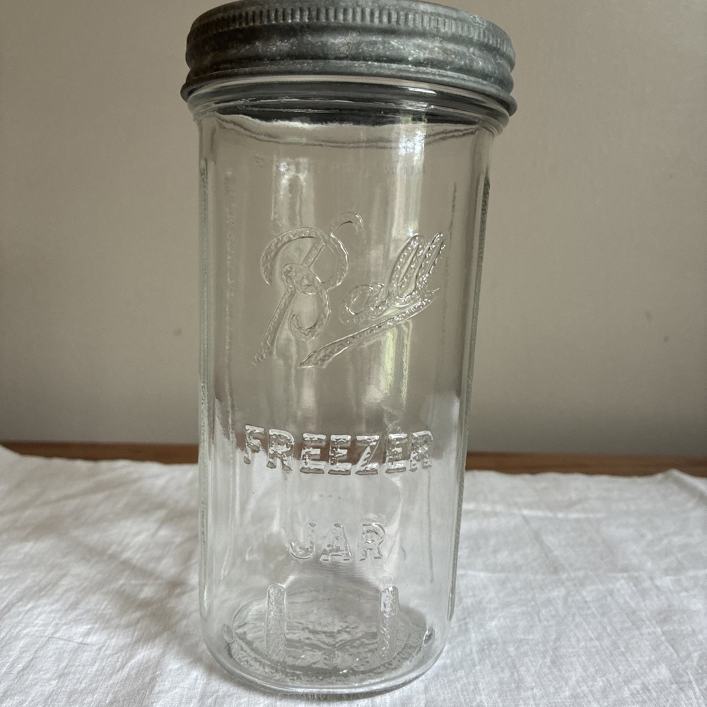 Vintage BALL Ribbed Sided Wide Mouth Freezer Jar with Original Zinc Freezer Lid